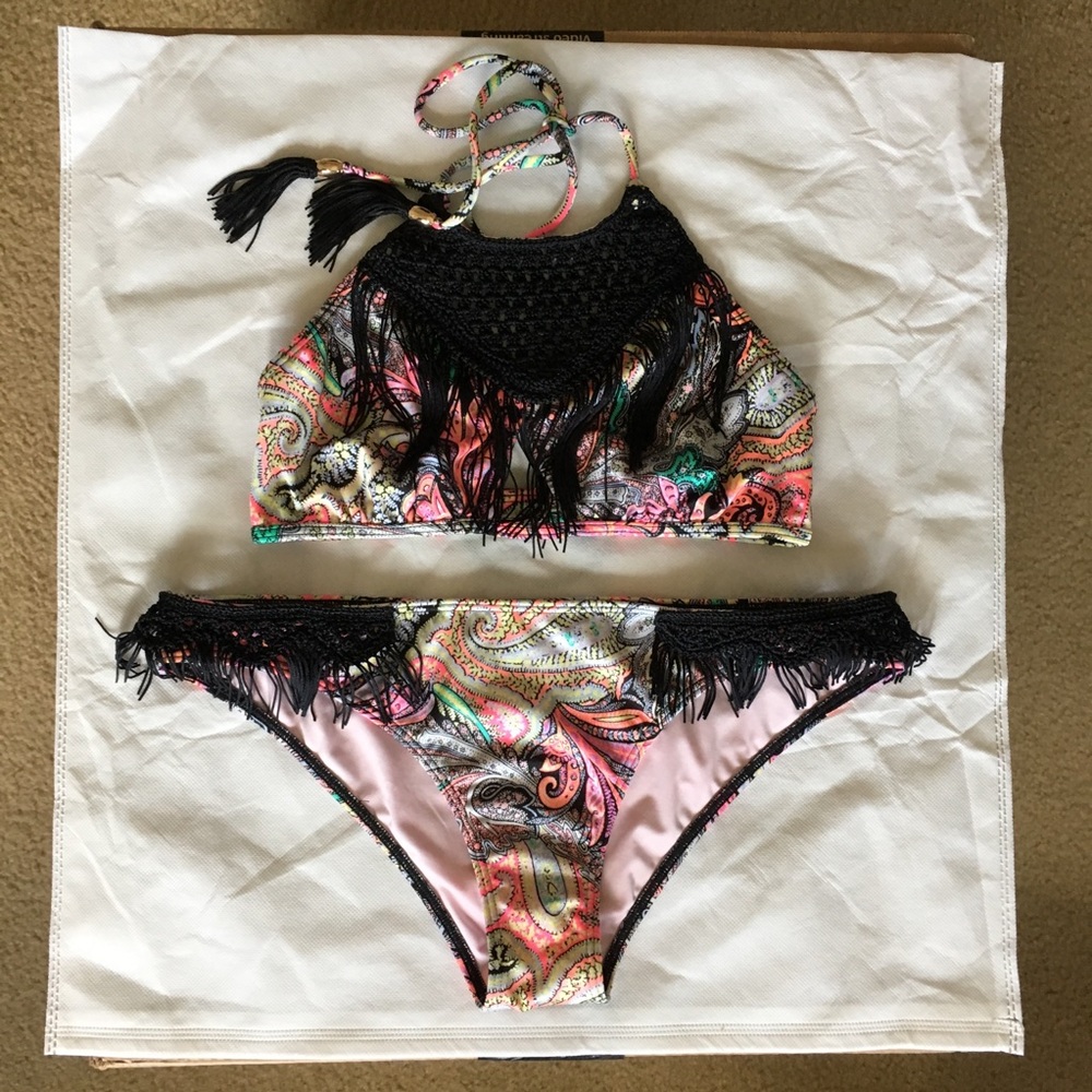 Victoria’s secret bikini